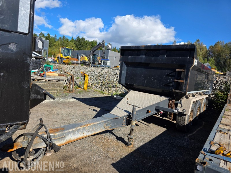 2017 Volvo FH16 tippbil med tipphenger + Maur bilpåbygg trippelkjerre - EURO6 - Nylig EU godkjent - Tipper: picture 3 2017 Volvo FH16 tippbil med tipphenger + Maur bilpåbygg trippelkjerre - EURO6 - Nylig EU godkjent - Tipper: picture 3