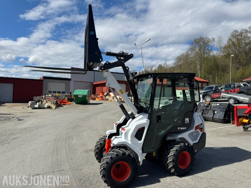 2022 Bobcat L23 kompaktlaster med skuffe, gafler og hydraulisksnøskjær - Skid steer loader: picture 3 2022 Bobcat L23 kompaktlaster med skuffe, gafler og hydraulisksnøskjær - Skid steer loader: picture 3