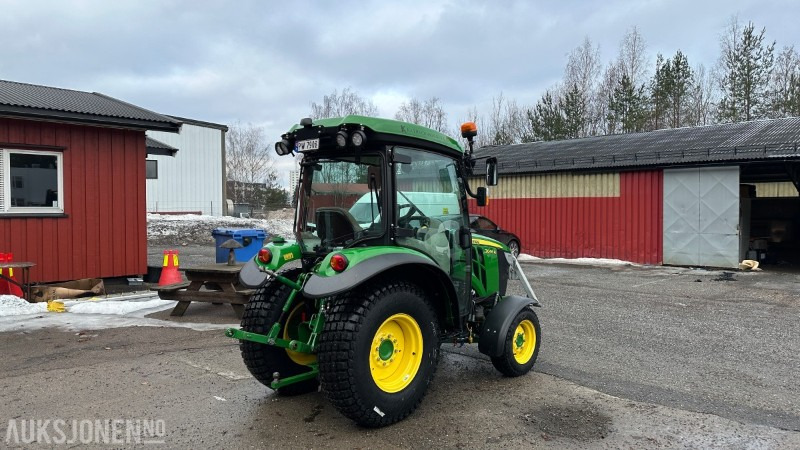 2022 JOHN DEERE 3046R TRAKTOR, HØYT UTSTYRSNIVÅ, 206 TIMER - Farm tractor: picture 5 2022 JOHN DEERE 3046R TRAKTOR, HØYT UTSTYRSNIVÅ, 206 TIMER - Farm tractor: picture 5