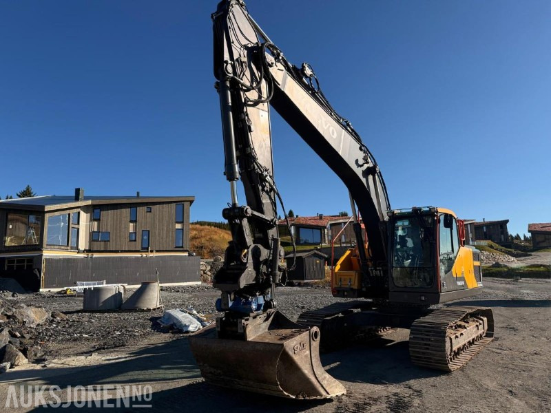 2022 Volvo EC220EL BELTEGRAVER ROTOTILT SERVICEHISTORIKK - Excavator: picture 3 2022 Volvo EC220EL BELTEGRAVER ROTOTILT SERVICEHISTORIKK - Excavator: picture 3