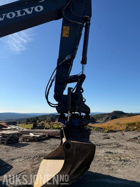Excavator 2022 Volvo EC220EL BELTEGRAVER ROTOTILT SERVICEHISTORIKK: picture 12