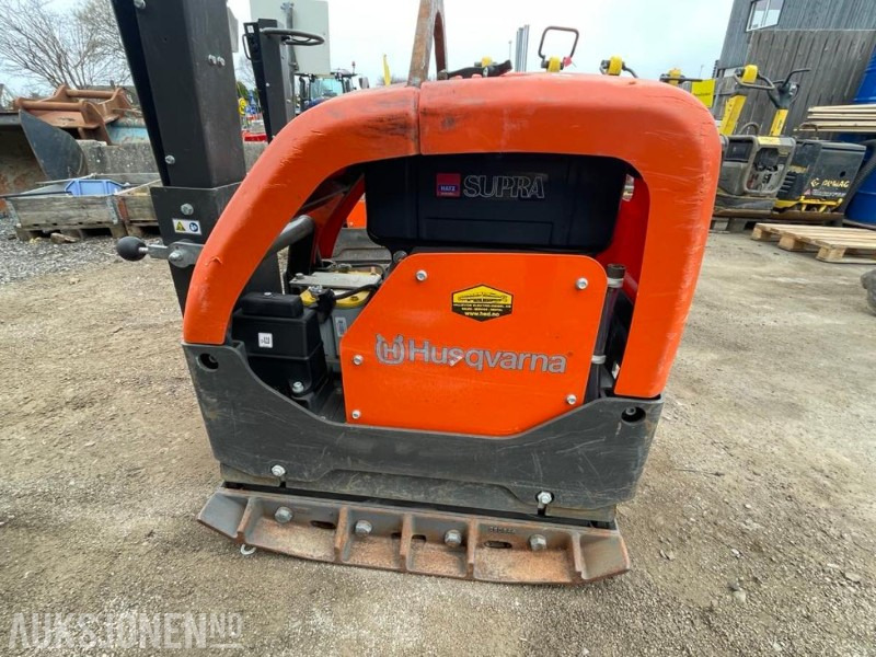 2023 Husqvarna LG 504 Vibroplate - Diesel - 470 kg. - 54 timer. - Roller: picture 1 2023 Husqvarna LG 504 Vibroplate - Diesel - 470 kg. - 54 timer. - Roller: picture 1