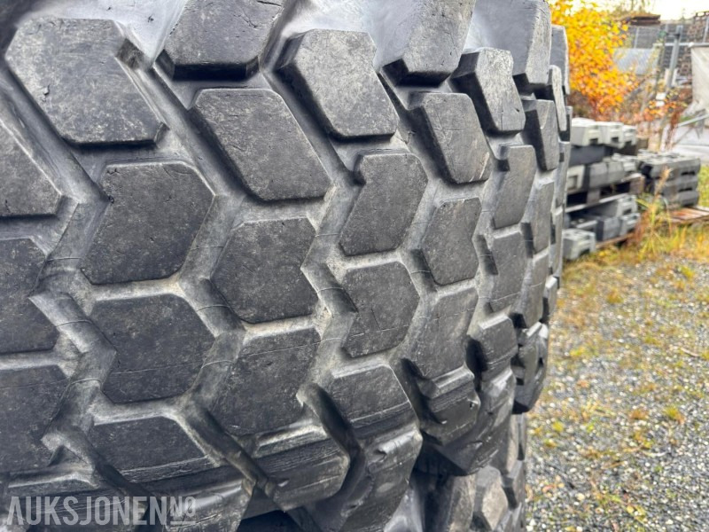 2014 2 stk Trelleborg Industrial Tractor 459 – 620/60 B34 Heavy Duty - Agricultural machinery: picture 2 2014 2 stk Trelleborg Industrial Tractor 459 – 620/60 B34 Heavy Duty - Agricultural machinery: picture 2