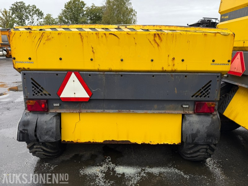 2014 Vama TH2500 Strøvogn - Agricultural machinery: picture 5 2014 Vama TH2500 Strøvogn - Agricultural machinery: picture 5