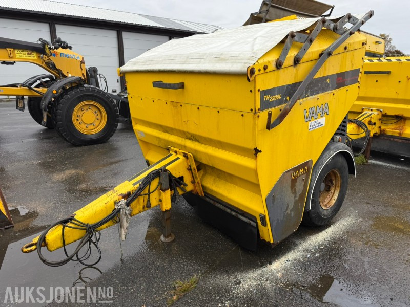 2016 Vama TH 2200L Strøvogn - Agricultural machinery: picture 1 2016 Vama TH 2200L Strøvogn - Agricultural machinery: picture 1