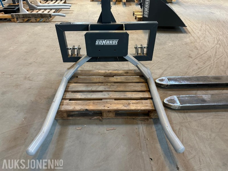 2023 Sonarol Rundballeløfter - Agricultural machinery: picture 1 2023 Sonarol Rundballeløfter - Agricultural machinery: picture 1