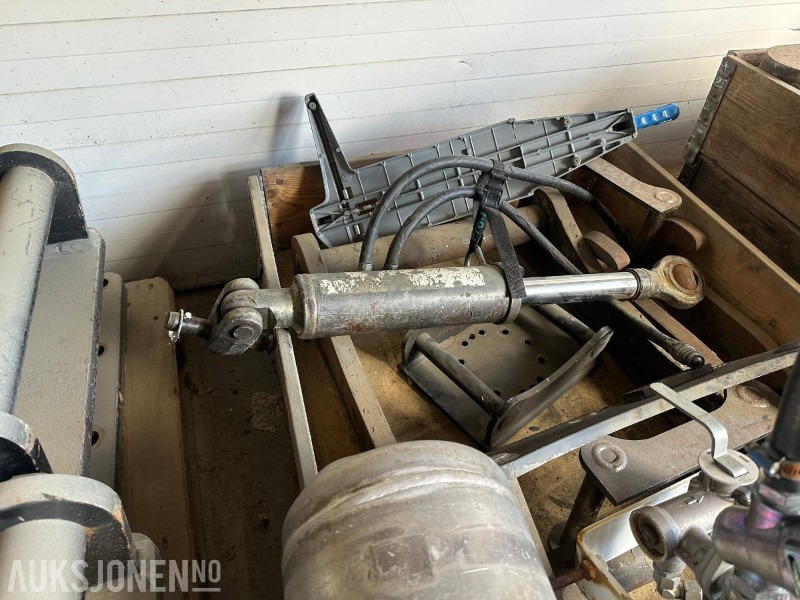 Hydraulisk Toppstag Til Traktor - Agricultural machinery: picture 1 Hydraulisk Toppstag Til Traktor - Agricultural machinery: picture 1