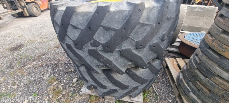 John Deere Traktordekk og felger / 6140 - Agricultural machinery: picture 3 John Deere Traktordekk og felger / 6140 - Agricultural machinery: picture 3
