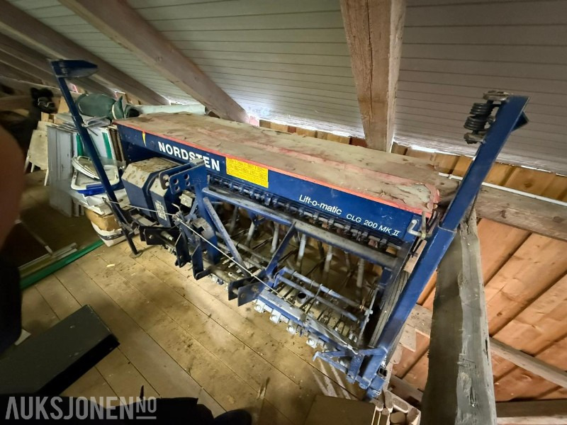 Nordsten Lift-o-matic CLG 200 MK II Slåmaskin - Agricultural machinery: picture 2 Nordsten Lift-o-matic CLG 200 MK II Slåmaskin - Agricultural machinery: picture 2