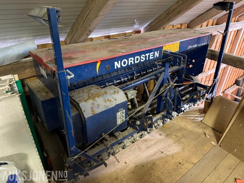 Nordsten Lift-o-matic CLG 200 MK II Slåmaskin - Agricultural machinery: picture 1 Nordsten Lift-o-matic CLG 200 MK II Slåmaskin - Agricultural machinery: picture 1