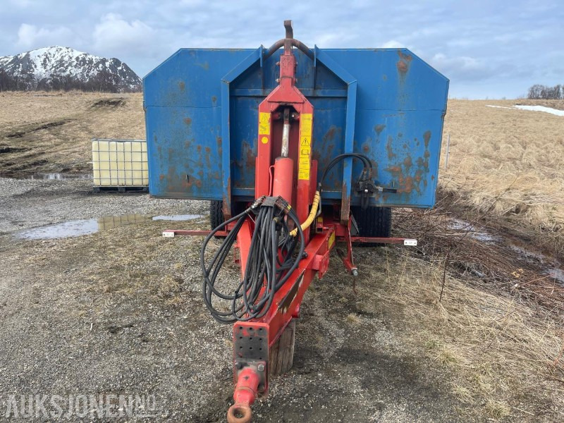 Pronar T185 Krokløft henger Med tippkasse - Agricultural machinery: picture 2 Pronar T185 Krokløft henger Med tippkasse - Agricultural machinery: picture 2