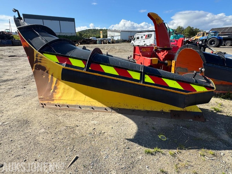 2009 GMI HDA280S Diagonalplog - Attachment for Construction machinery: picture 1 2009 GMI HDA280S Diagonalplog - Attachment for Construction machinery: picture 1