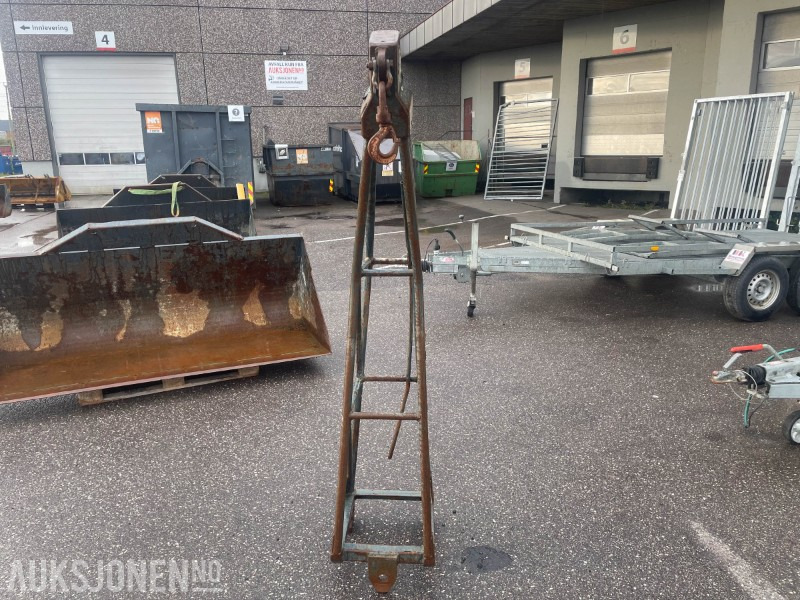 2011 Tre Emme løftearm / kranarm F1150 – 1,5 tonn - Attachment for Construction machinery: picture 2 2011 Tre Emme løftearm / kranarm F1150 – 1,5 tonn - Attachment for Construction machinery: picture 2