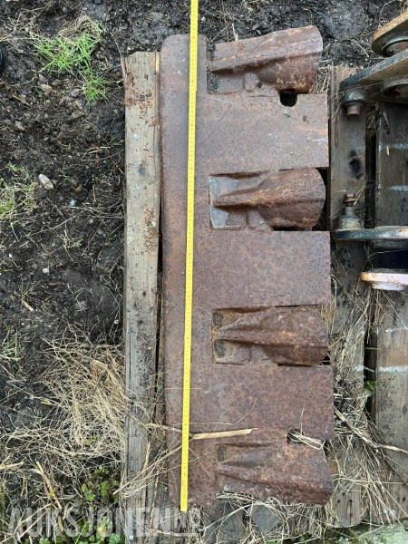 2016 Renskeskjer Gjerstad - Attachment for Construction machinery: picture 1 2016 Renskeskjer Gjerstad - Attachment for Construction machinery: picture 1