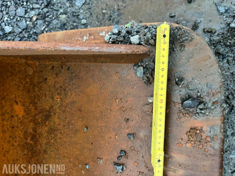 2017 Gjerstad skuff 700 l - S60 - Attachment for Construction machinery: picture 4 2017 Gjerstad skuff 700 l - S60 - Attachment for Construction machinery: picture 4