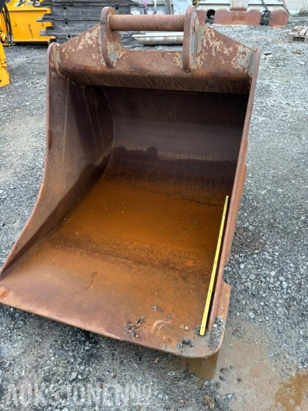 2017 Gjerstad skuff 700 l - S60 - Attachment for Construction machinery: picture 3 2017 Gjerstad skuff 700 l - S60 - Attachment for Construction machinery: picture 3