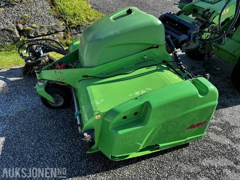 Attachment for Construction machinery Avant Feieaggregat 1500: picture 1