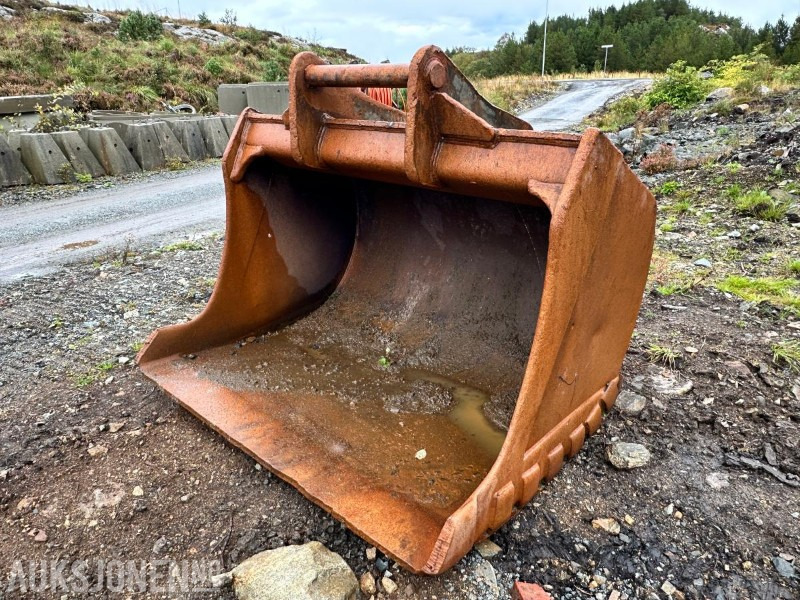 Graveskuffe m/S90 feste - passer til 50-tonns - Attachment for Construction machinery: picture 1 Graveskuffe m/S90 feste - passer til 50-tonns - Attachment for Construction machinery: picture 1
