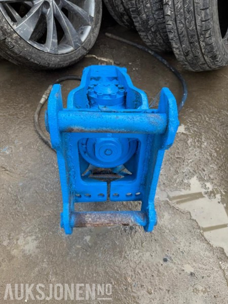 Hydraulisk pigghammer S40 - Passer 2-8 tonn maskin - Attachment for Construction machinery: picture 3 Hydraulisk pigghammer S40 - Passer 2-8 tonn maskin - Attachment for Construction machinery: picture 3