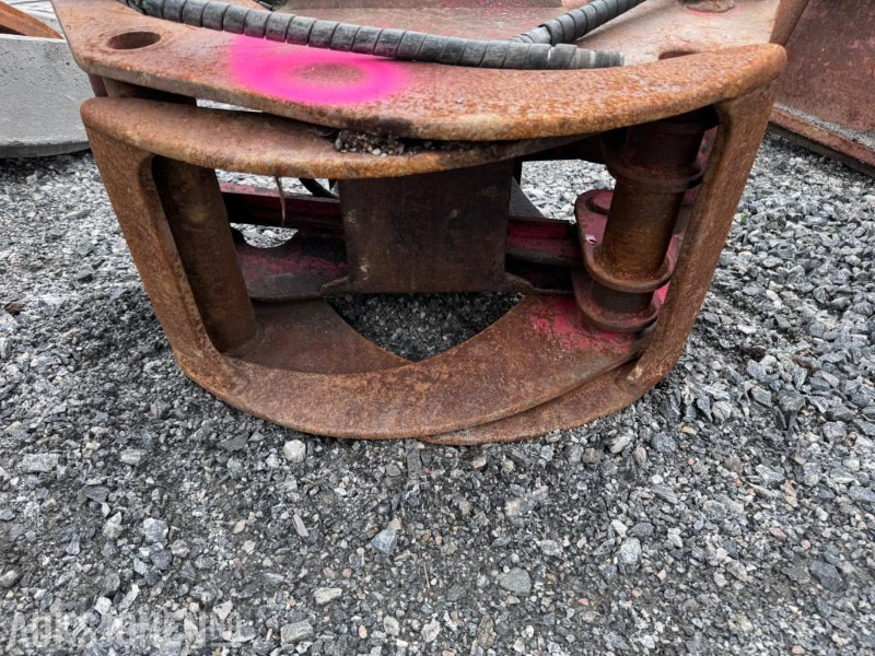Klype til gravemaskin - S40 feste - Attachment for Construction machinery: picture 3 Klype til gravemaskin - S40 feste - Attachment for Construction machinery: picture 3