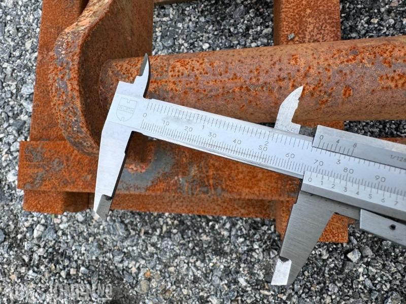 Parkeringsgrind / parkeringsfot for rotortilt/tiltrotator - S70 feste - Attachment for Construction machinery: picture 4 Parkeringsgrind / parkeringsfot for rotortilt/tiltrotator - S70 feste - Attachment for Construction machinery: picture 4