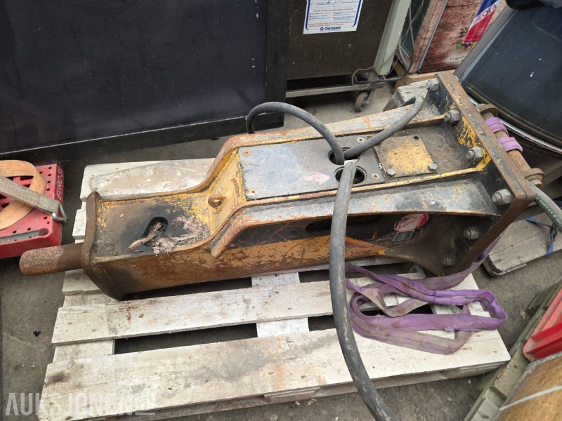 Danda D&A40V pigghammer S40 - Construction equipment: picture 4 Danda D&A40V pigghammer S40 - Construction equipment: picture 4