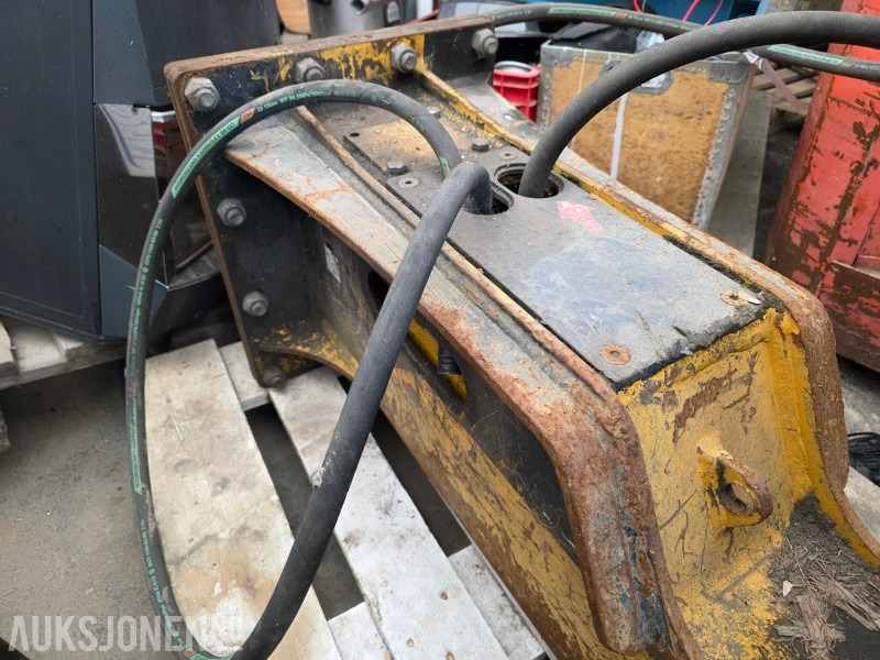 Danda D&A40V pigghammer S40 - Construction equipment: picture 5 Danda D&A40V pigghammer S40 - Construction equipment: picture 5