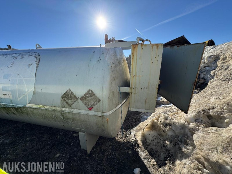 Dieseltank 20m3 med pumpe / overfyllingvern - Construction equipment: picture 4 Dieseltank 20m3 med pumpe / overfyllingvern - Construction equipment: picture 4