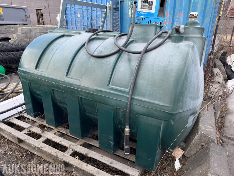 Dieseltank 2500 liter med 230 volt pumpe - Construction equipment: picture 1 Dieseltank 2500 liter med 230 volt pumpe - Construction equipment: picture 1