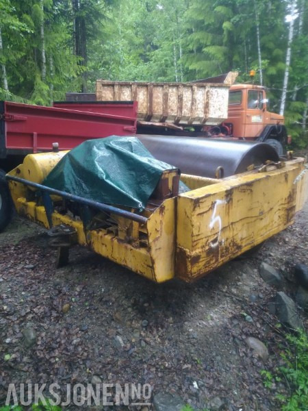 Dynapac Slepevals / 4 tonn - Roller: picture 5 Dynapac Slepevals / 4 tonn - Roller: picture 5