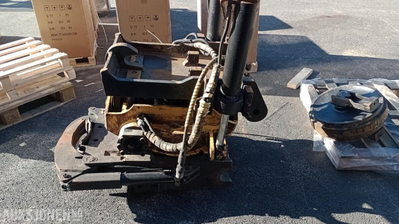 Construction equipment Engcon 30 Rototilt: picture 1