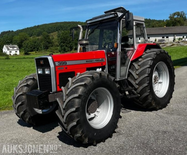 Massey Ferguson 399 - Farm tractor: picture 1 Massey Ferguson 399 - Farm tractor: picture 1
