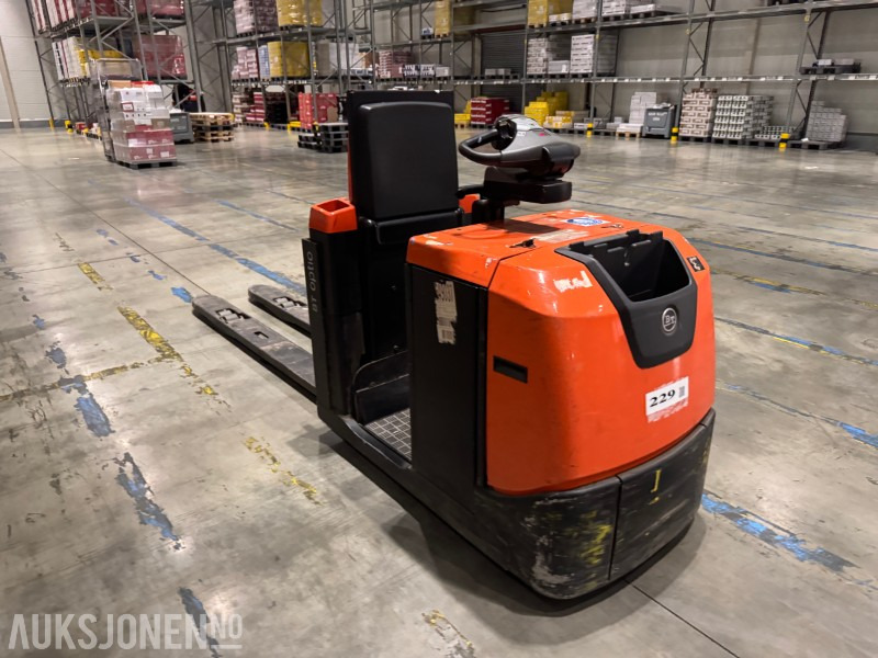2013 BT OSE250P – Plukktruck 2.5 tonn – Hevbar førerplass - Material handling equipment: picture 5 2013 BT OSE250P – Plukktruck 2.5 tonn – Hevbar førerplass - Material handling equipment: picture 5
