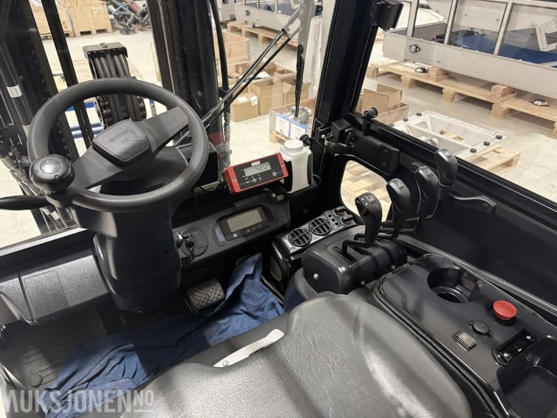 2017 Doosan B35X-7 Elktrisk truck - Material handling equipment: picture 5 2017 Doosan B35X-7 Elktrisk truck - Material handling equipment: picture 5