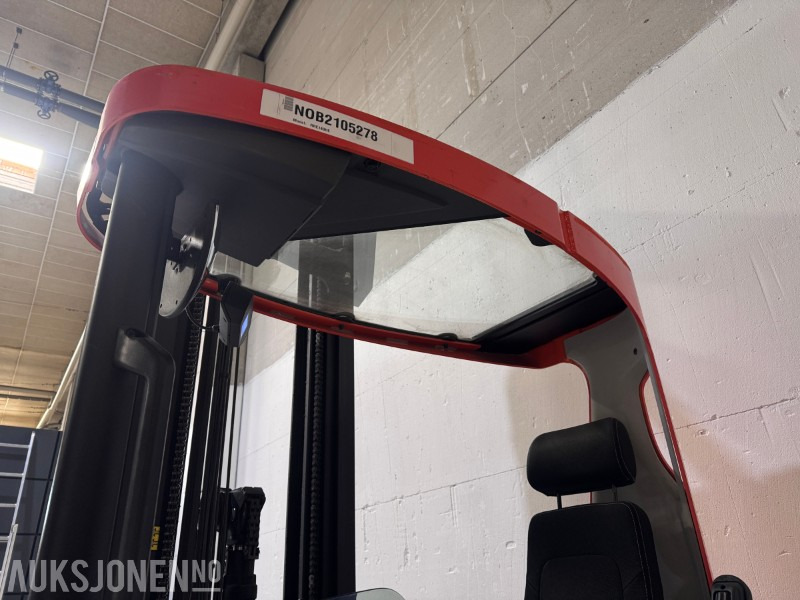 2017 Toyota RRE140HE Skyvemast Truck - 1400 KG - Material handling equipment: picture 5 2017 Toyota RRE140HE Skyvemast Truck - 1400 KG - Material handling equipment: picture 5