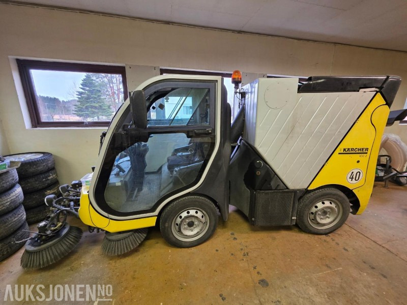 2005 Kärcher ICC 2 kompakt gate- og industrifeiemaskin - Municipal/ Special vehicle: picture 3 2005 Kärcher ICC 2 kompakt gate- og industrifeiemaskin - Municipal/ Special vehicle: picture 3