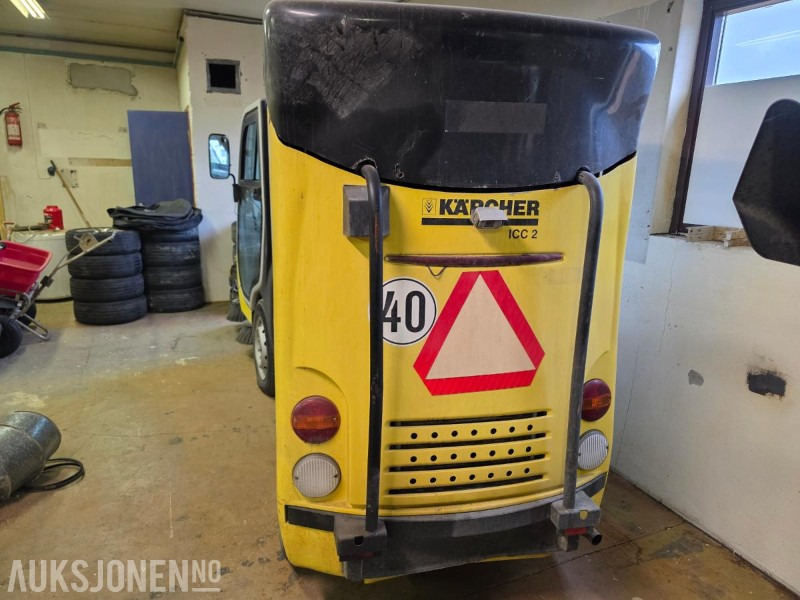 2005 Kärcher ICC 2 kompakt gate- og industrifeiemaskin - Municipal/ Special vehicle: picture 5 2005 Kärcher ICC 2 kompakt gate- og industrifeiemaskin - Municipal/ Special vehicle: picture 5