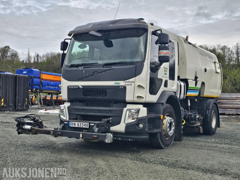 2014 Volvo FE Feiebil med Bucher Schörling CityFant 6000 påbygg/Komplett feiesystem - Municipal/ Special vehicle: picture 1 2014 Volvo FE Feiebil med Bucher Schörling CityFant 6000 påbygg/Komplett feiesystem - Municipal/ Special vehicle: picture 1