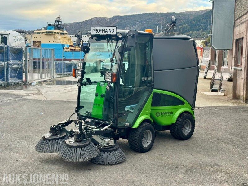 2016 Egholm City Ranger 2250 - Kostebil - Feiebil - Timer: 830 - Municipal/ Special vehicle: picture 2 2016 Egholm City Ranger 2250 - Kostebil - Feiebil - Timer: 830 - Municipal/ Special vehicle: picture 2