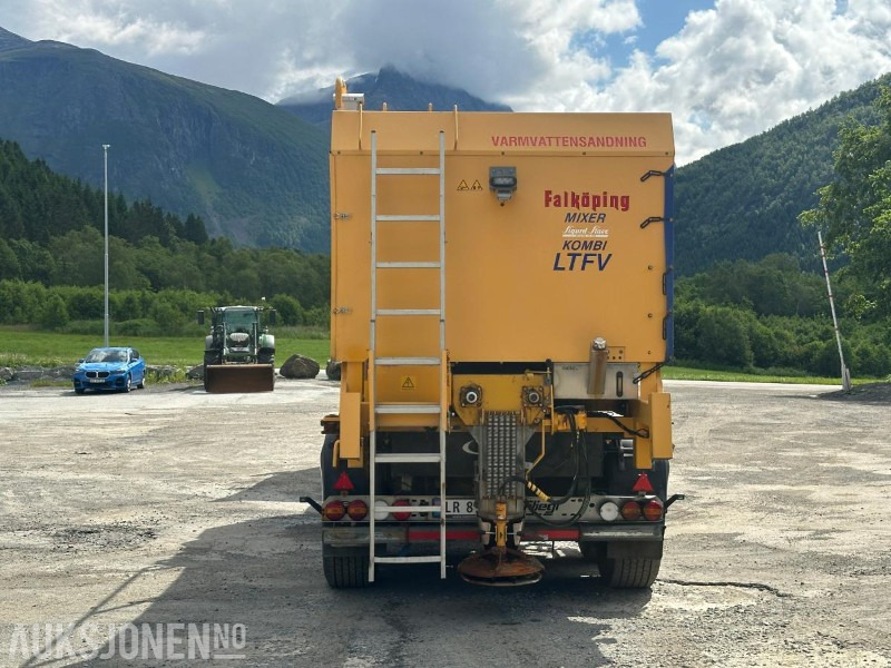 Scania G490 6X2 Euro6 4WD trekkvogn m/kombispreder - GMI V-plog - Klar for brøytesesongen - Municipal/ Special vehicle: picture 4 Scania G490 6X2 Euro6 4WD trekkvogn m/kombispreder - GMI V-plog - Klar for brøytesesongen - Municipal/ Special vehicle: picture 4