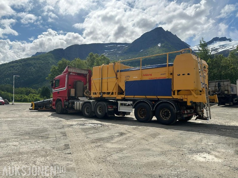 Scania G490 6X2 Euro6 4WD trekkvogn m/kombispreder - GMI V-plog - Klar for brøytesesongen - Municipal/ Special vehicle: picture 3 Scania G490 6X2 Euro6 4WD trekkvogn m/kombispreder - GMI V-plog - Klar for brøytesesongen - Municipal/ Special vehicle: picture 3