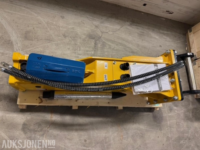 NY HENIMA PIGGHAMMER TIL 6-9 TONNS GRAVEMASKIN S50 M/GARANTI - Hydraulic hammer: picture 4 NY HENIMA PIGGHAMMER TIL 6-9 TONNS GRAVEMASKIN S50 M/GARANTI - Hydraulic hammer: picture 4