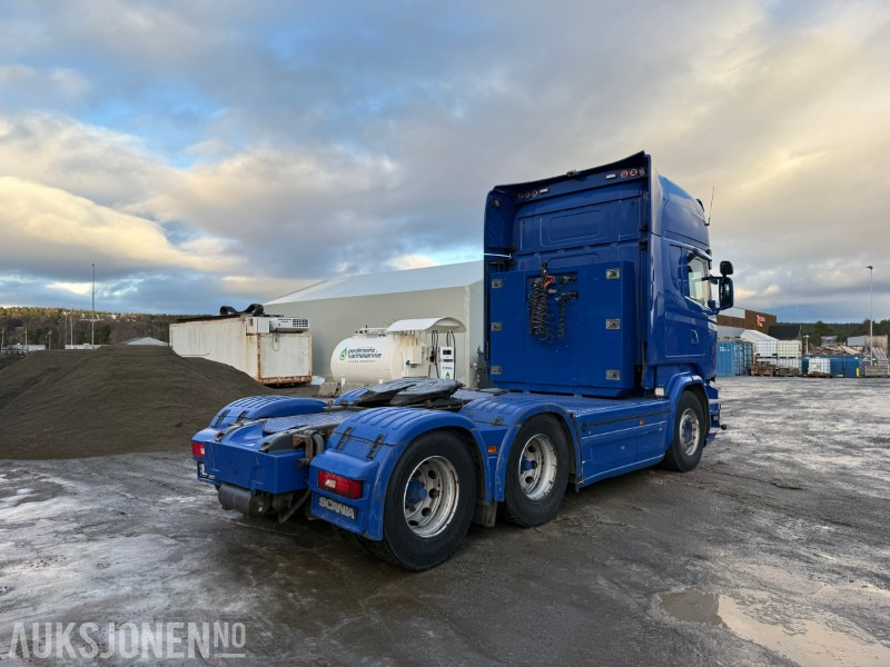 2015 Scania R730 Euro6T 6x4 Påkostet - Brøyterigget - Tipphydraulikk - Sprederhydraulikk - 675 643km - Tractor unit: picture 5 2015 Scania R730 Euro6T 6x4 Påkostet - Brøyterigget - Tipphydraulikk - Sprederhydraulikk - 675 643km - Tractor unit: picture 5
