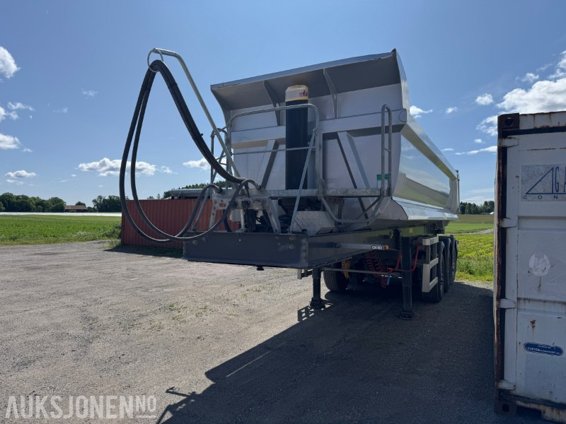 2022 SKIBICKI Tippsemi | Hardox | Flyttbar kingpin | Løft og sving | Fjernstyrt - Trailer: picture 3 2022 SKIBICKI Tippsemi | Hardox | Flyttbar kingpin | Løft og sving | Fjernstyrt - Trailer: picture 3