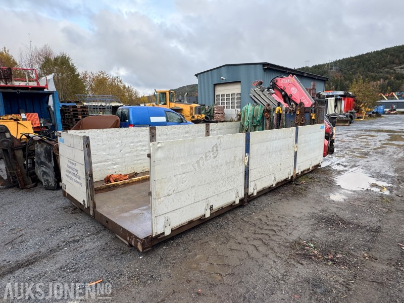 2008 CMT krokflak med karmer og Fassi F215 kran - Truck: picture 5 2008 CMT krokflak med karmer og Fassi F215 kran - Truck: picture 5