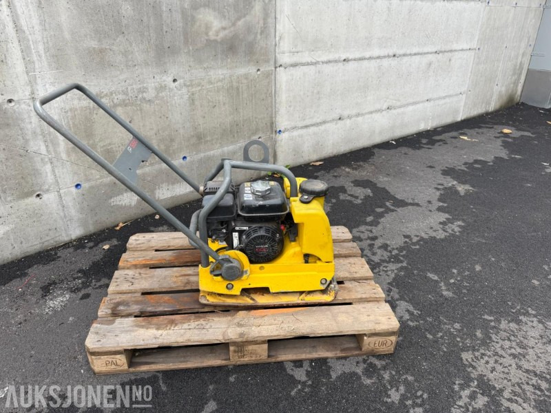 Wacker Neuson WP1550 vibroplate. - Roller: picture 2 Wacker Neuson WP1550 vibroplate. - Roller: picture 2