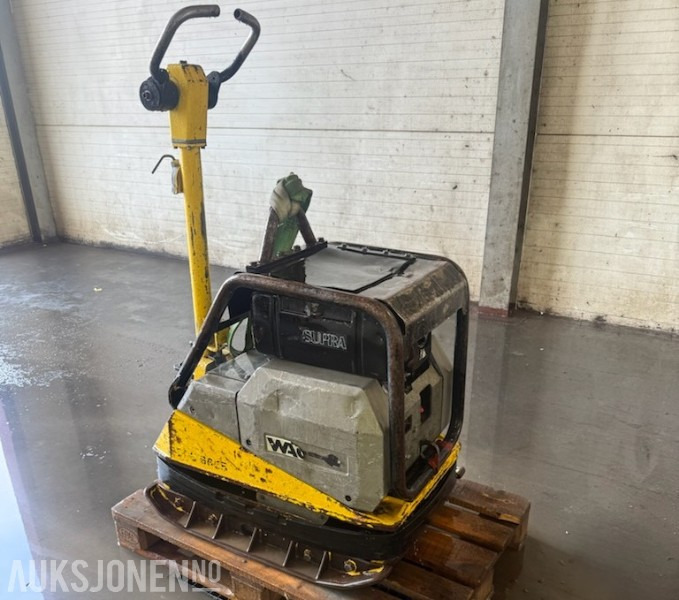 Wacker Vibroplate - Roller: picture 1 Wacker Vibroplate - Roller: picture 1
