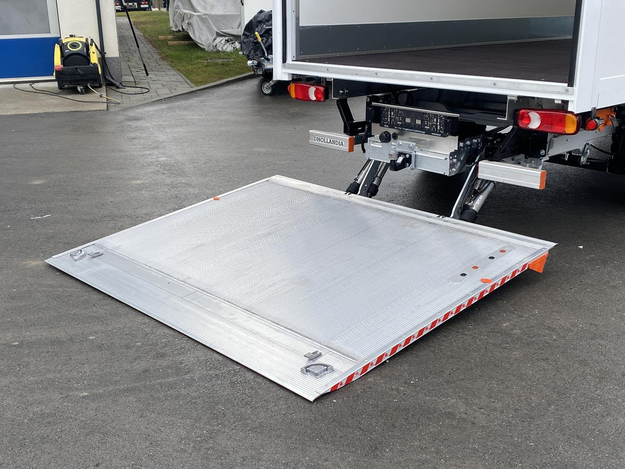 New Box van FIAT DUCATO L4 1+2, 180PS, 2.2L | ALU-BOX 4200mm + LADERAMPE + LAGER: picture 10