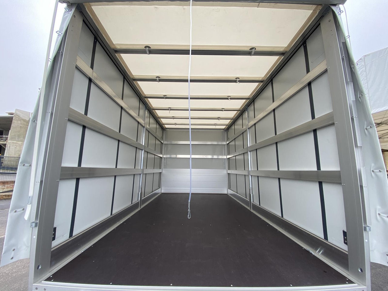 New Curtain side van RENAULT NEW MASTER L3 170PS 1+2 PRITSCHE PLANE 4300MM: picture 8