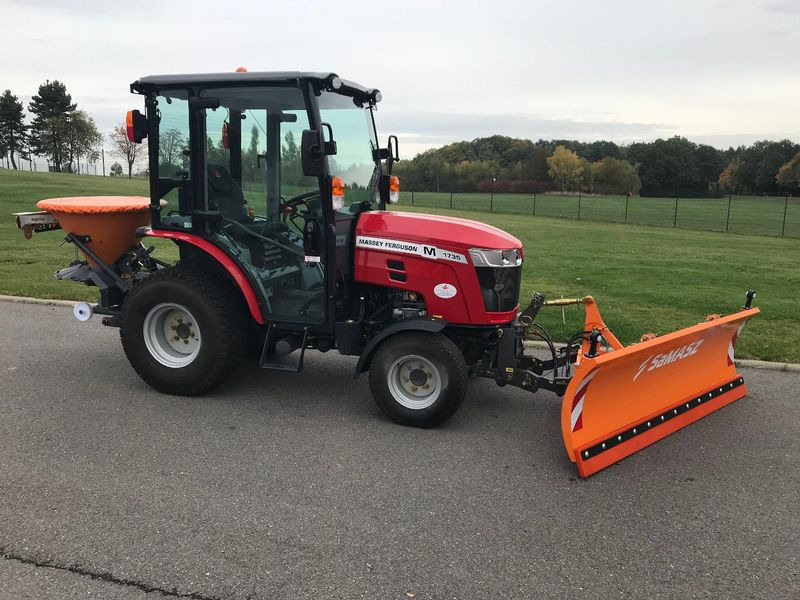 Massey Ferguson MF 1735 M HC - Compact tractor: picture 1 Massey Ferguson MF 1735 M HC - Compact tractor: picture 1